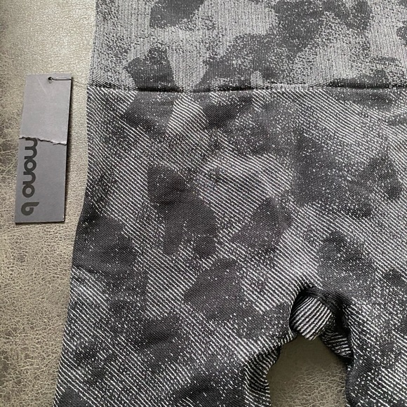 NWT MONO B LEGGINGS - Picture 2 of 4
